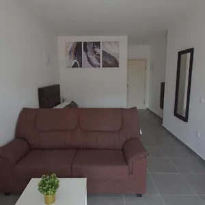 https://centrico-apartamentos-con-vistas-cerca-de-la-playa.in-canary-islands.com